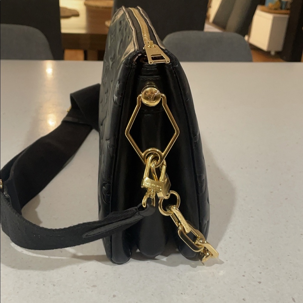 Authentic Louis Vuitton Black Cousin MM Handbag - Picture 3 of 7